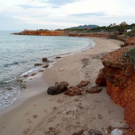 Sunshine'S House Near The Beach, 10 Min From The Airport Артеміда Екстер'єр фото